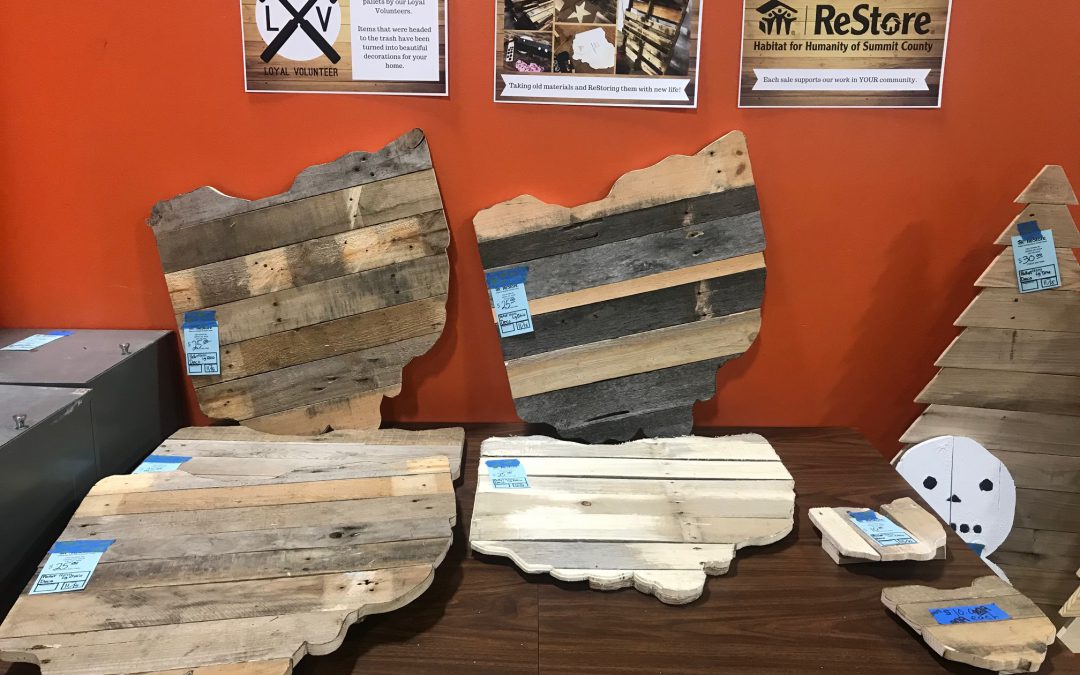 Loyal Volunteer Pallet Projects